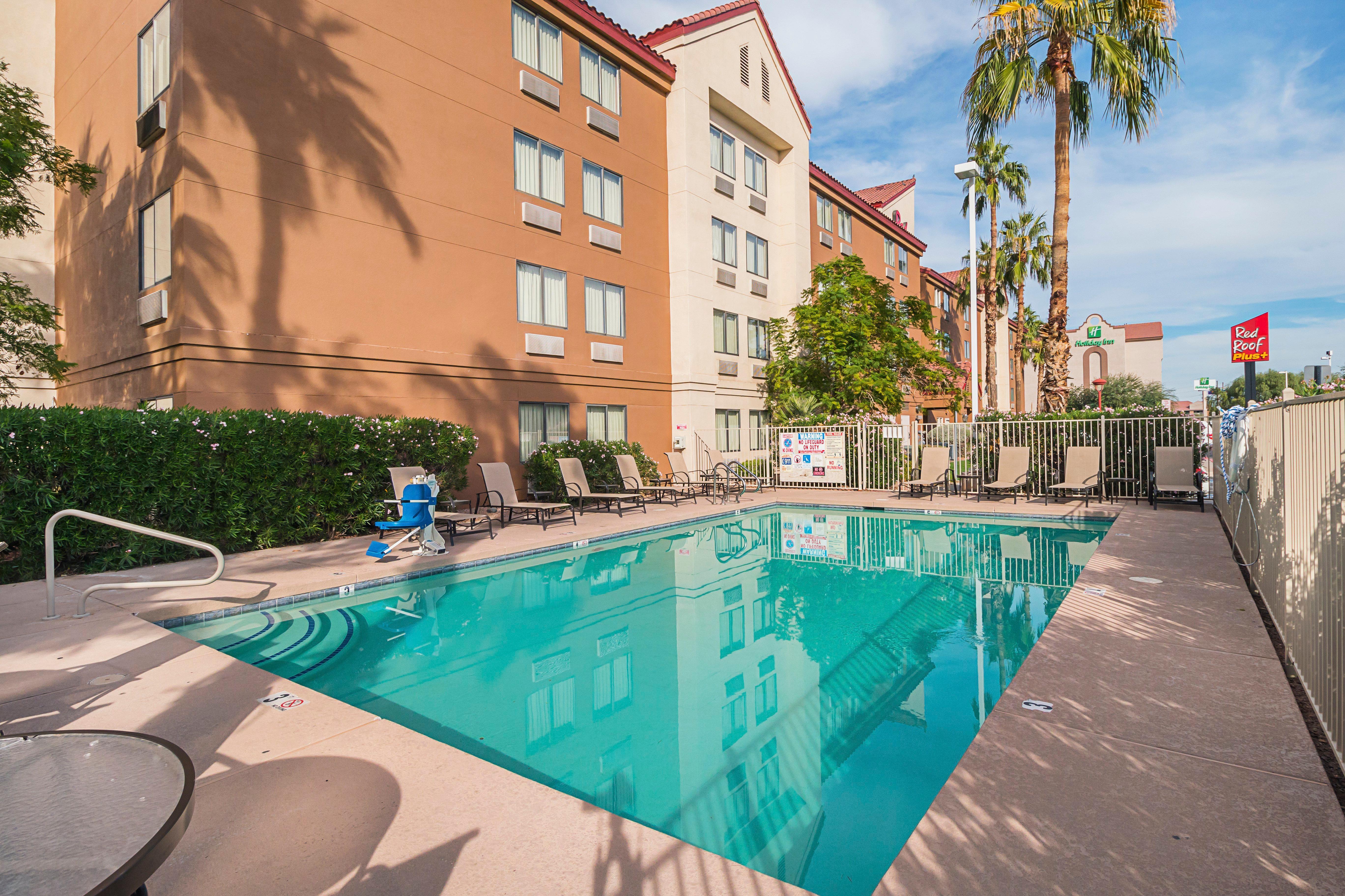 Red Roof Inn Plus + Phoenix West Eksteriør bilde