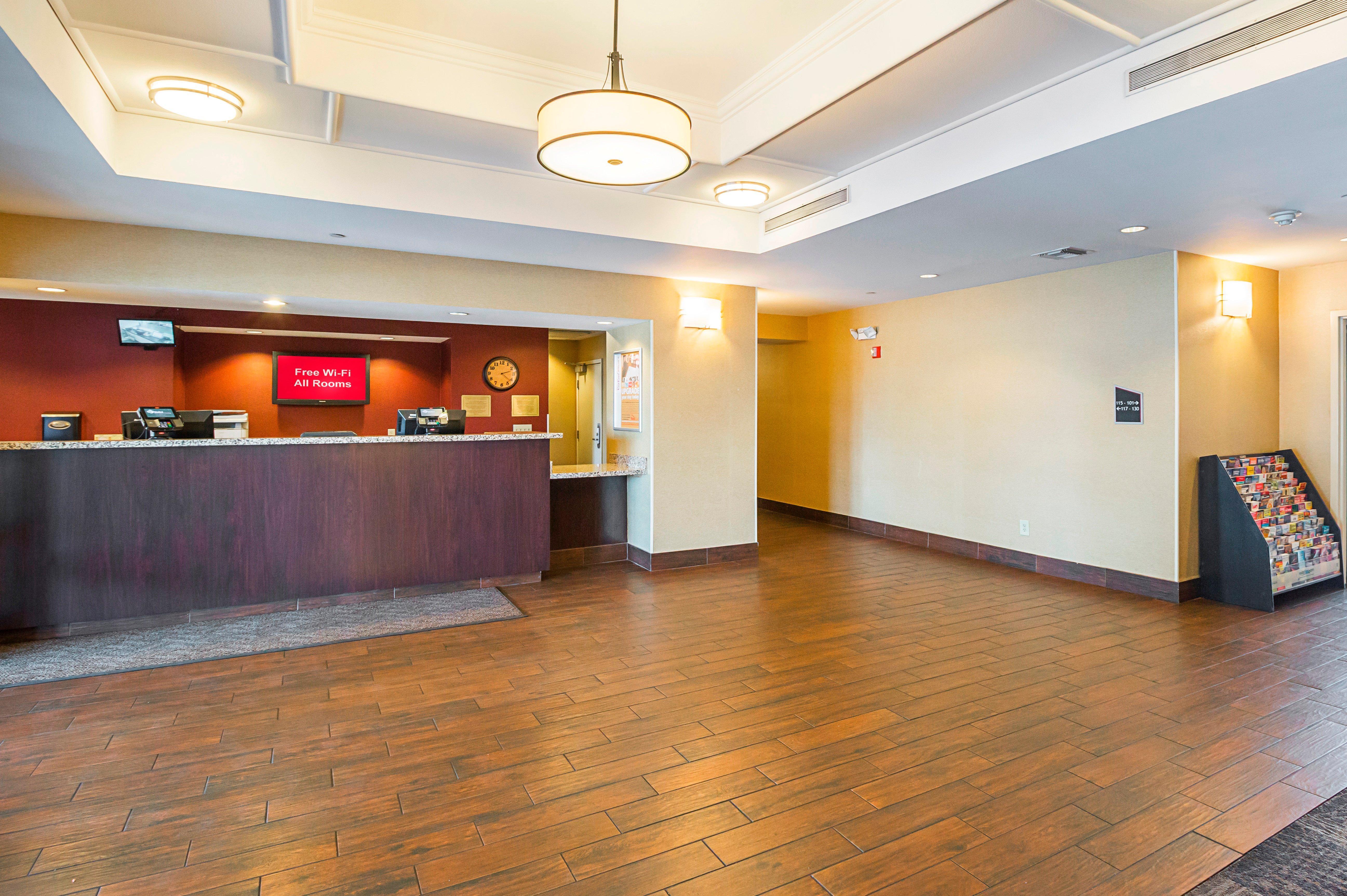 Red Roof Inn Plus + Phoenix West Eksteriør bilde